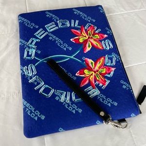 Greedilous Blue Clutch Bag